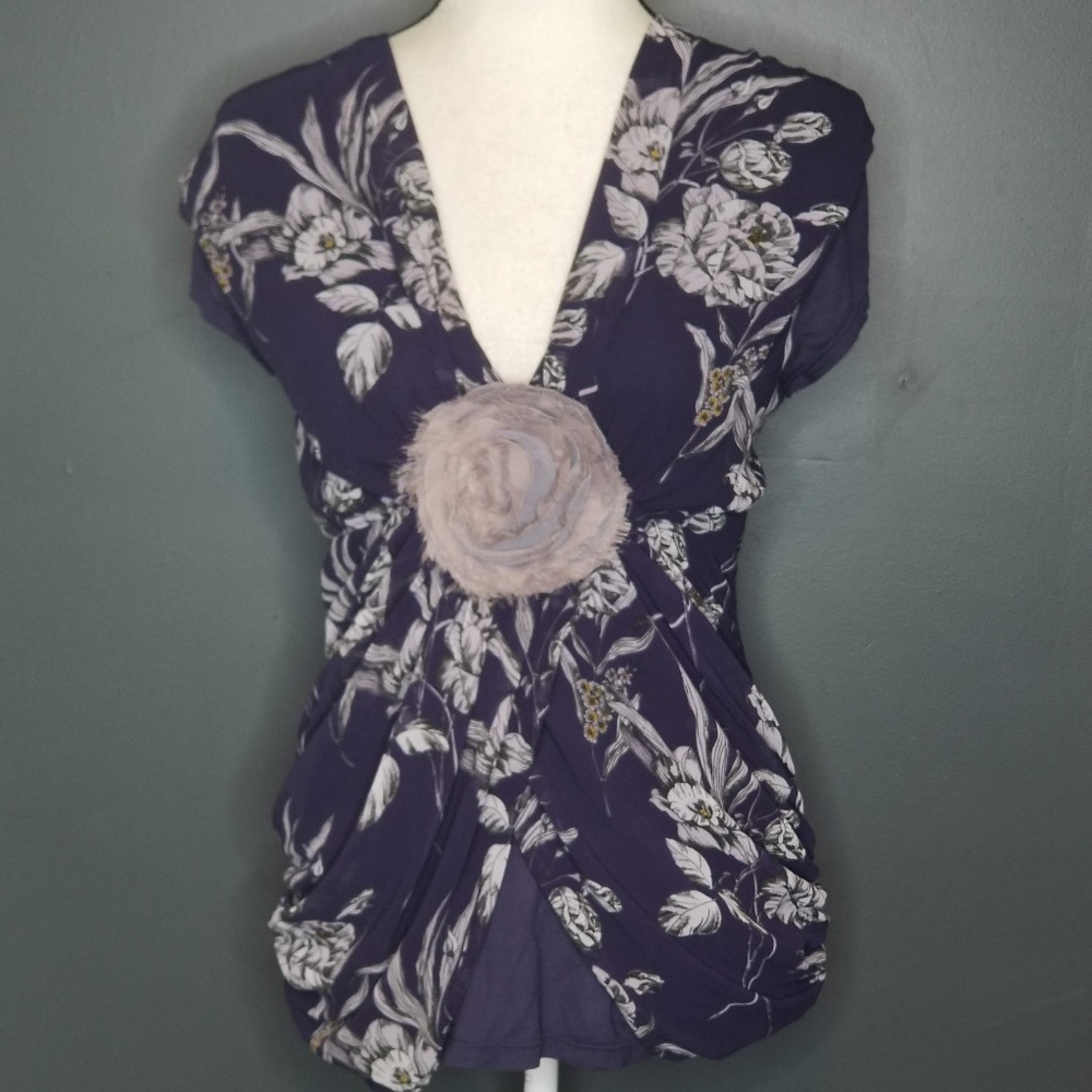 DELETTA Purple Floral gathered front blouse M